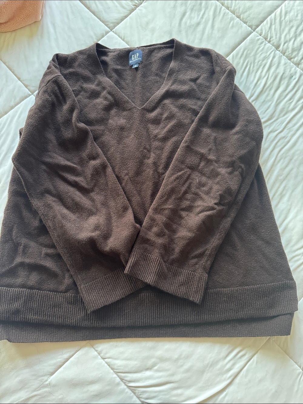 GAP SET Women's V-Neck Sweater in Chocolate Brown & sweater Pants